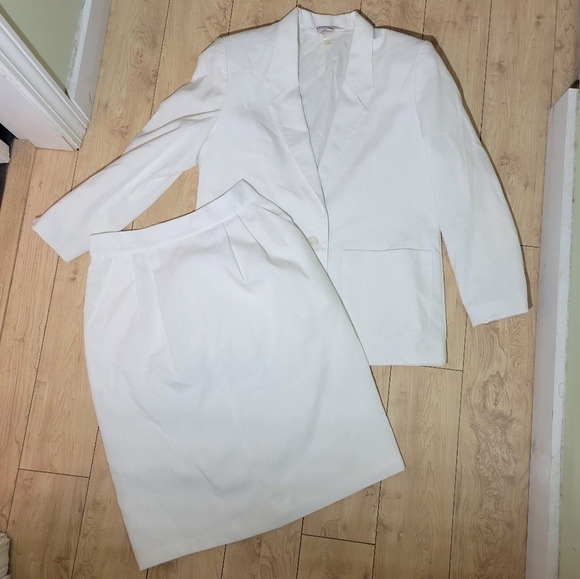 Vintage 1980s Koret white single breasted blazer suit skirt set small medium - Picture 1 of 15